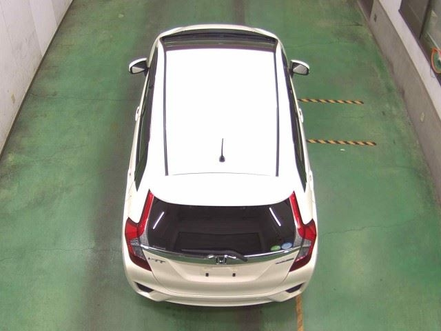 2014 HONDA FIT Hybrid